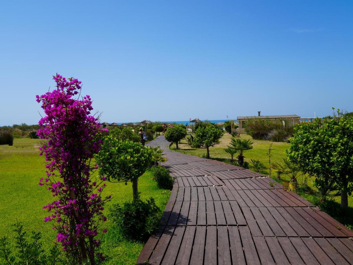 Sikania Eco Resort Ликата Экстерьер фото